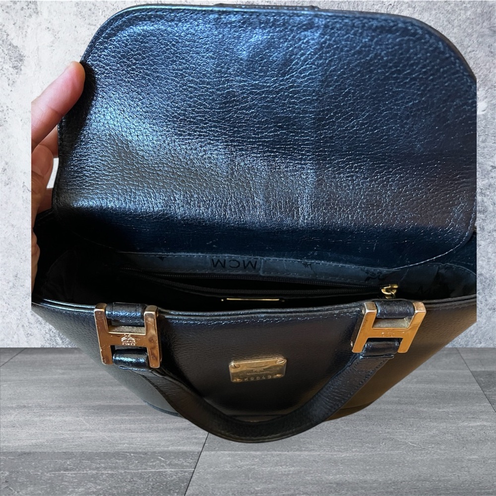 MCM - Picture 5 of 6